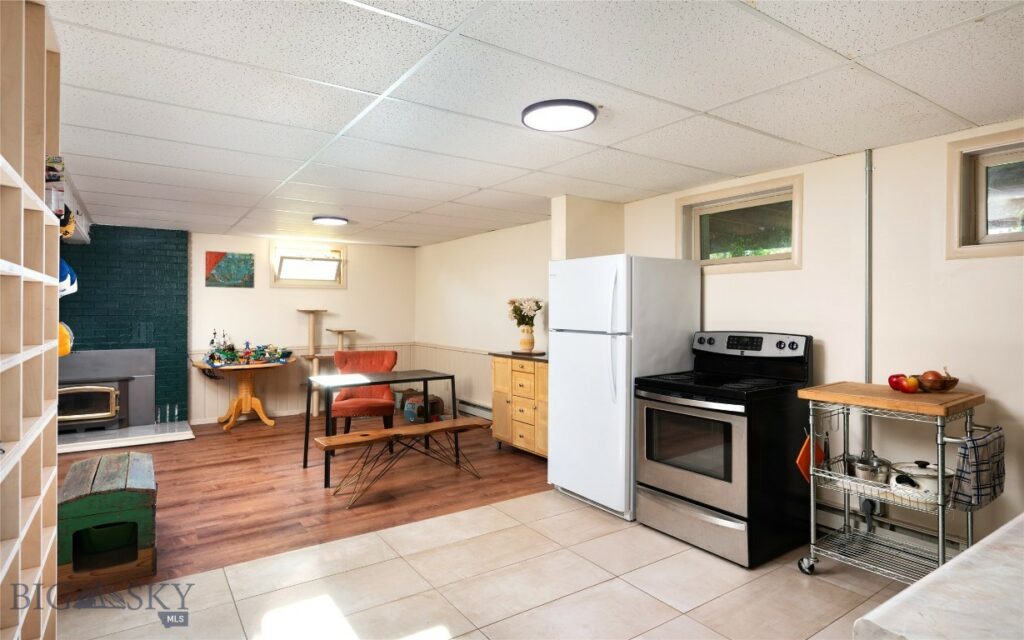 8373 Goldenstein Lane, Bozeman MT 59715