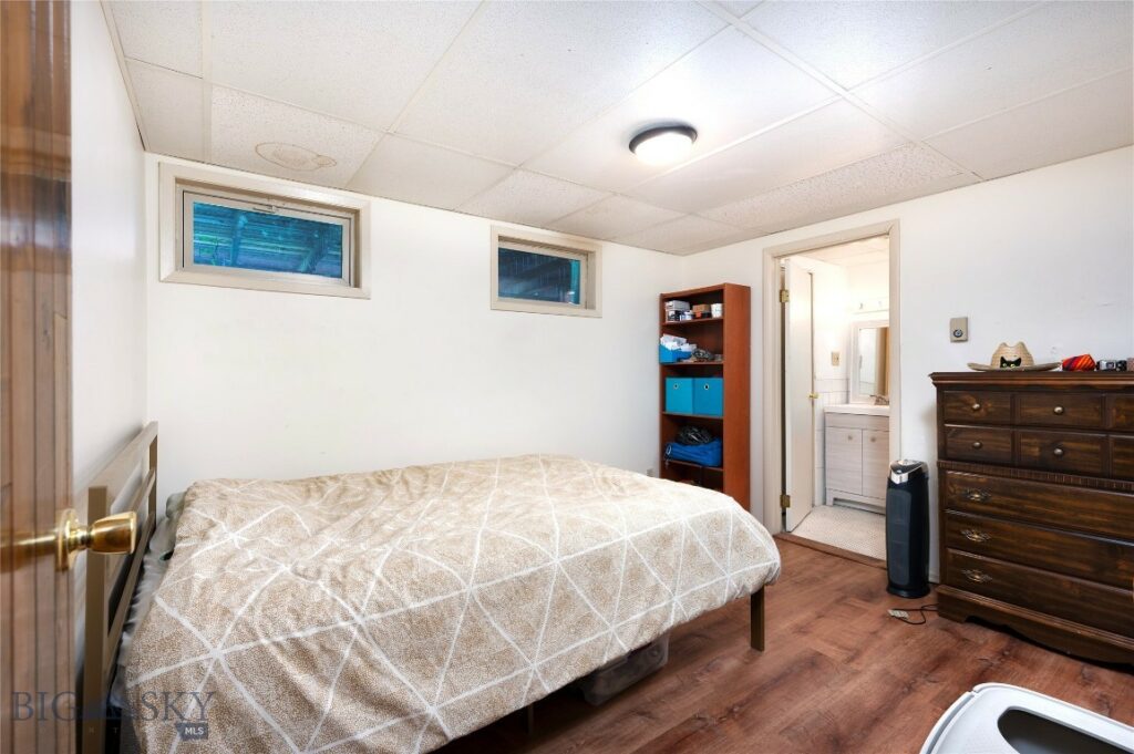 8373 Goldenstein Lane, Bozeman MT 59715