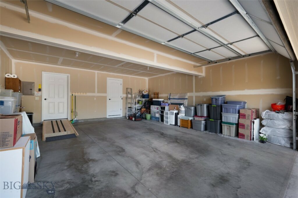 84 Tail Feather Lane, Bozeman MT 59718