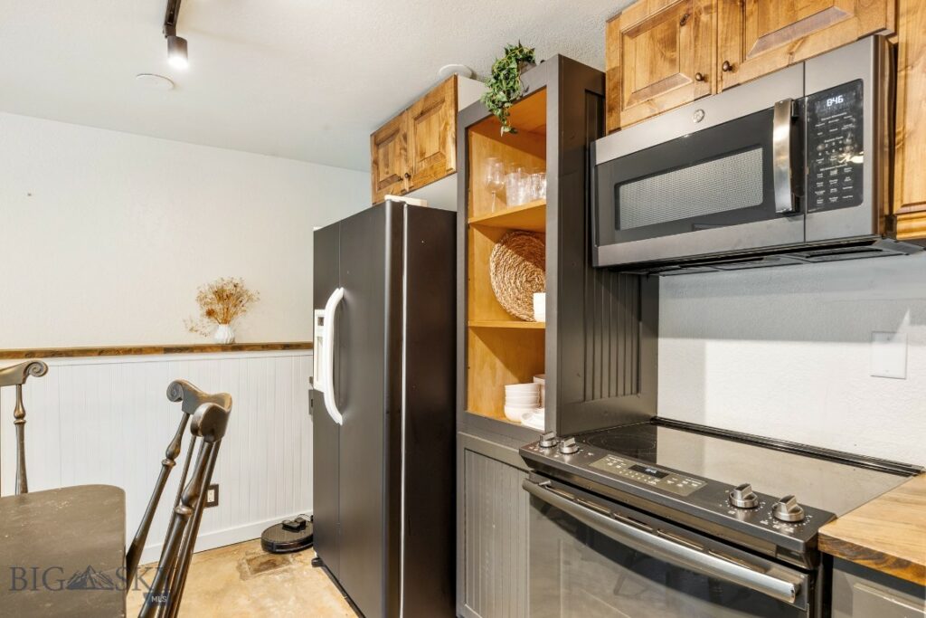 8407 Goldenstein, Bozeman MT 59715