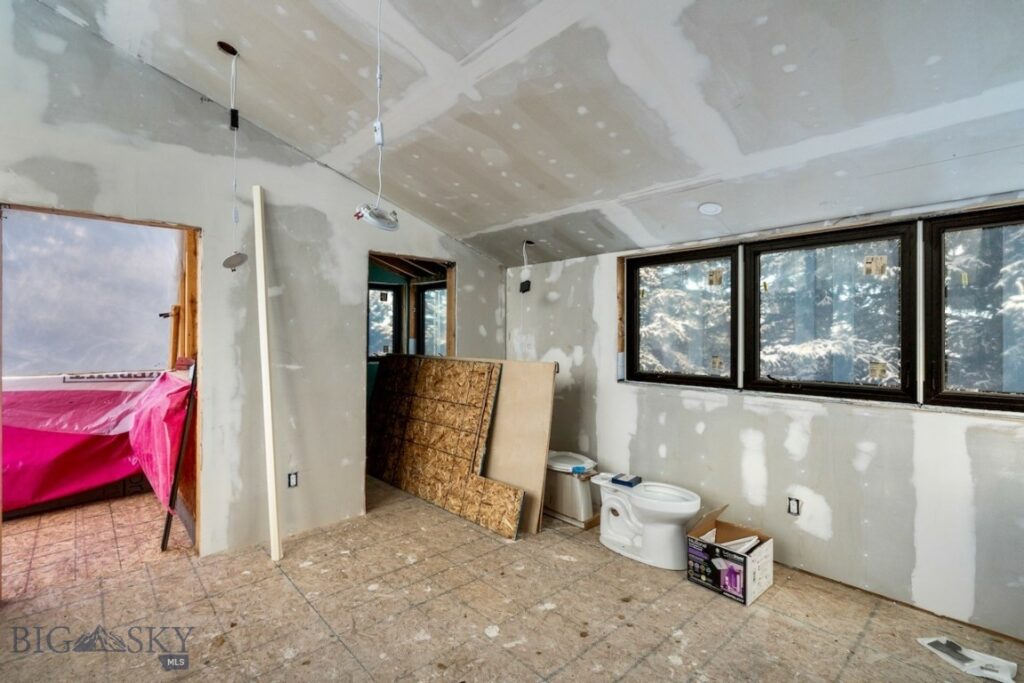 8454 Goldenstein Lane, Bozeman MT 59715