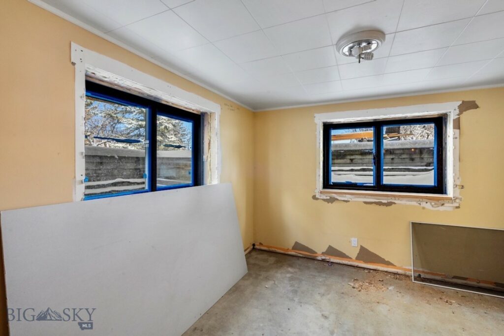 8454 Goldenstein Lane, Bozeman MT 59715