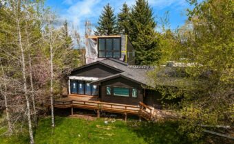 8454 Goldenstein Lane, Bozeman MT 59715