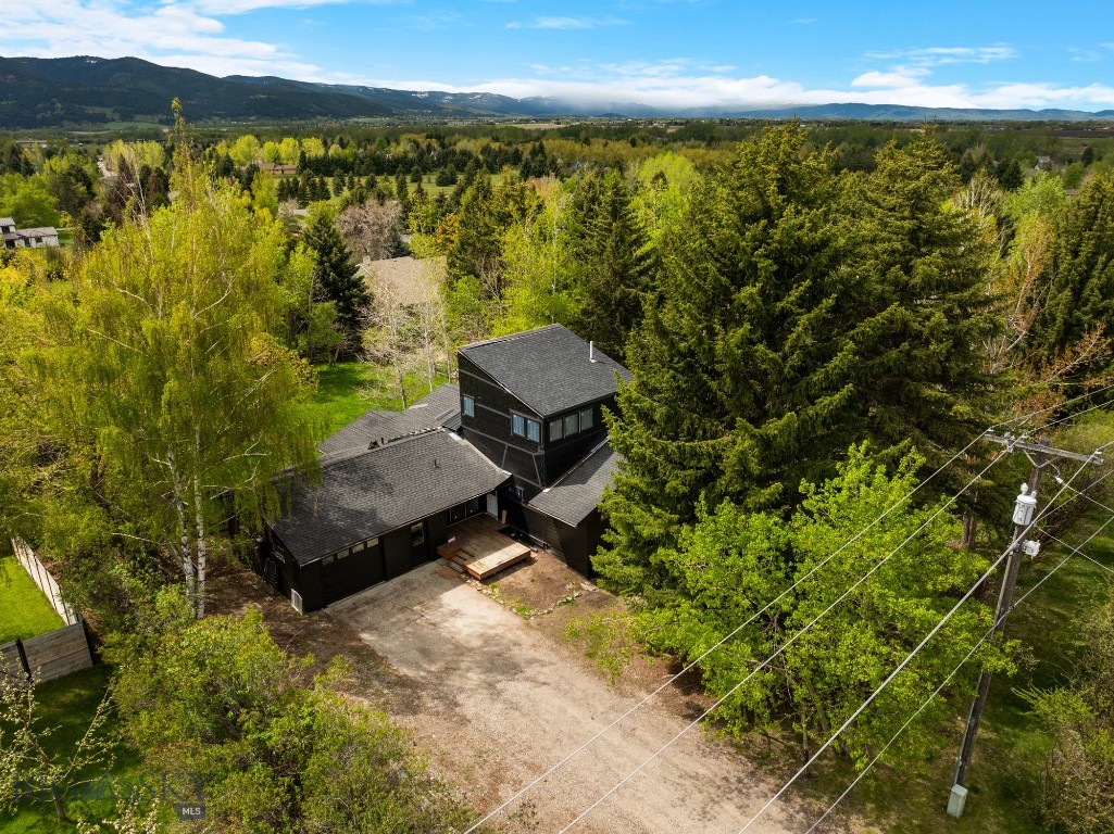 8454 Goldenstein Lane, Bozeman MT 59715