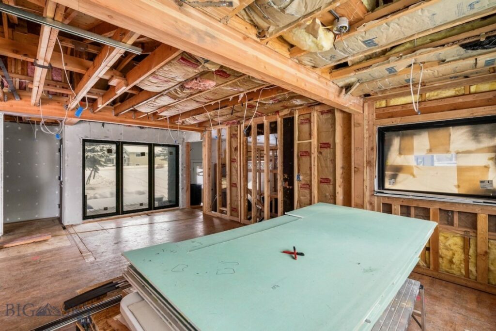 8454 Goldenstein Lane, Bozeman MT 59715