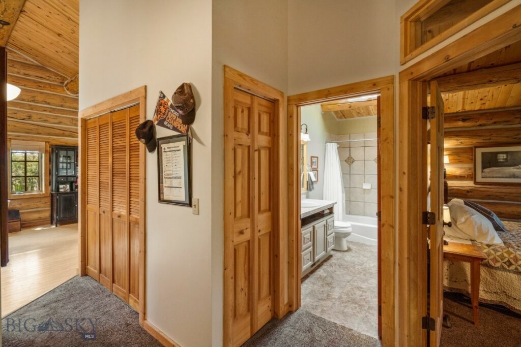 8480 Gooch Hill Road, Bozeman MT 59718