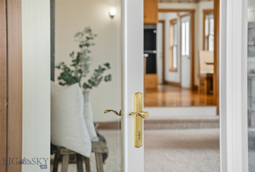 855 Deer Path, Bozeman MT 59718