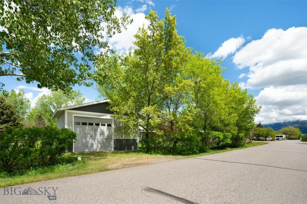 855 Doane Road, Bozeman MT 59718