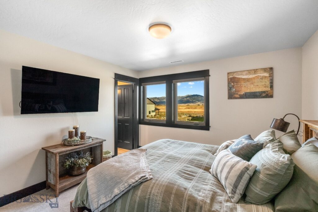 856 White Horse Loop, Bozeman MT 59718