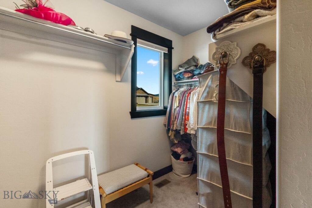 856 White Horse Loop, Bozeman MT 59718