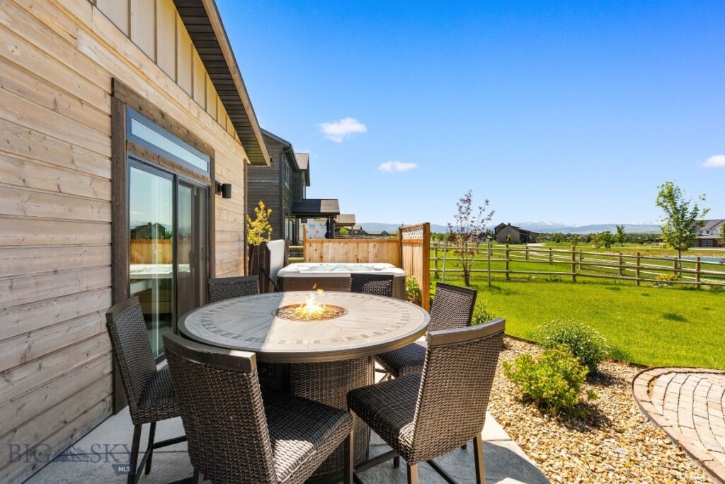 856 White Horse Loop, Bozeman MT 59718