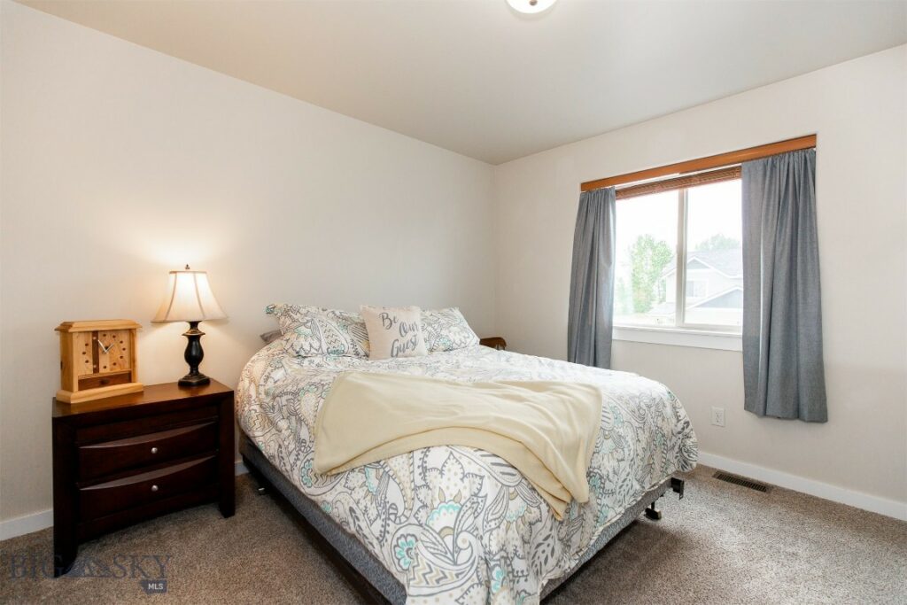 86 Tail Feather, Bozeman MT 59718