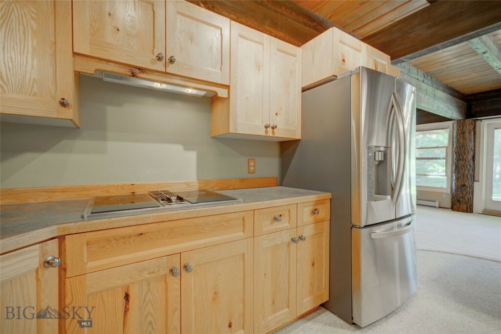8733 Huffman, Bozeman MT 59715