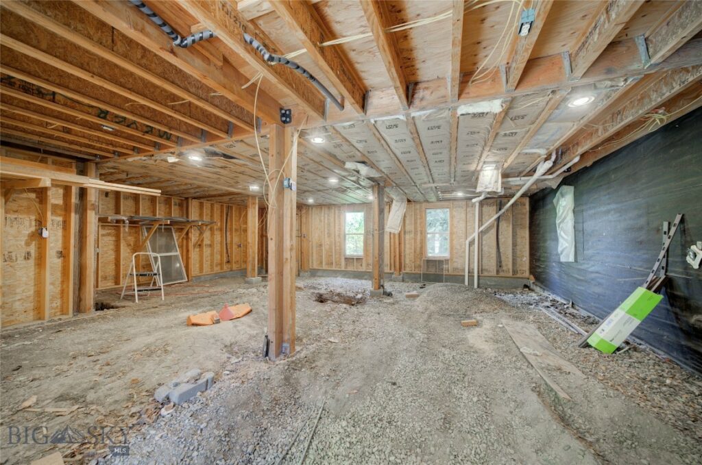 8733 Huffman, Bozeman MT 59715