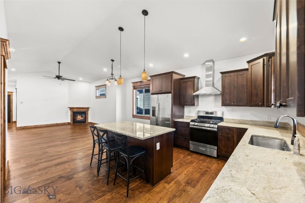 886 Flanders Creek Avenue, Bozeman MT 59718