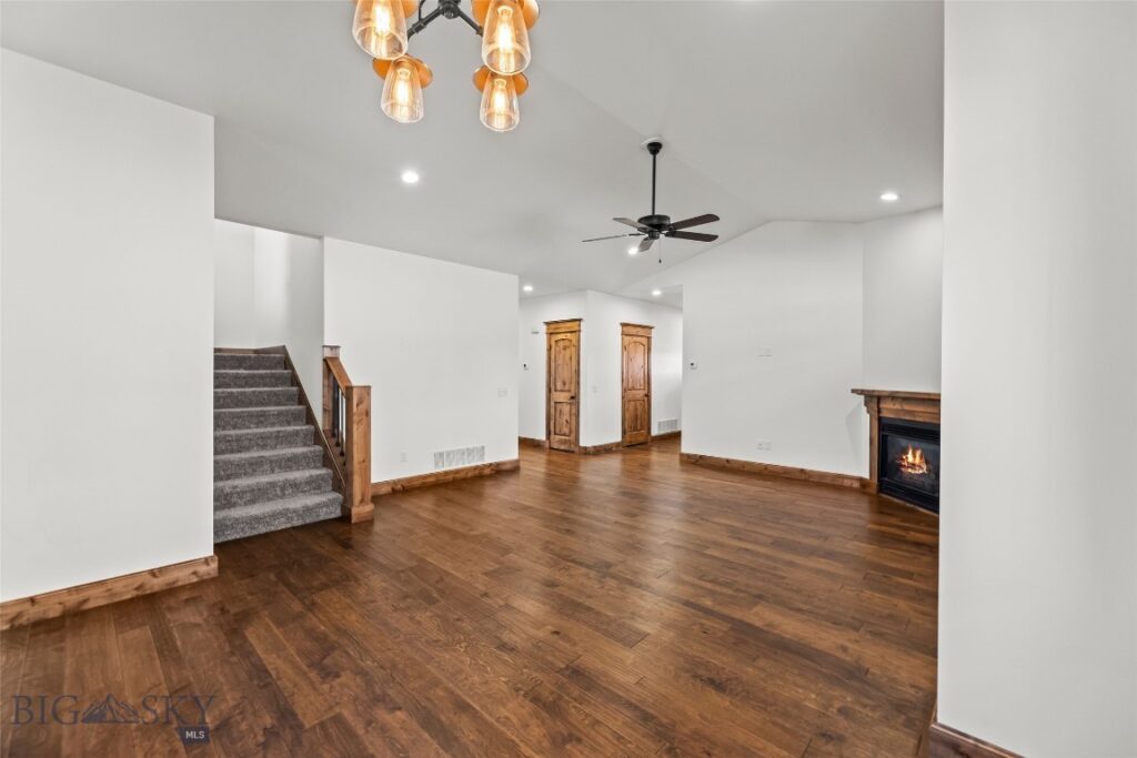 886 Flanders Creek Avenue, Bozeman MT 59718