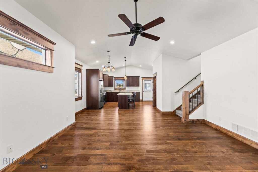 886 Flanders Creek Avenue, Bozeman MT 59718