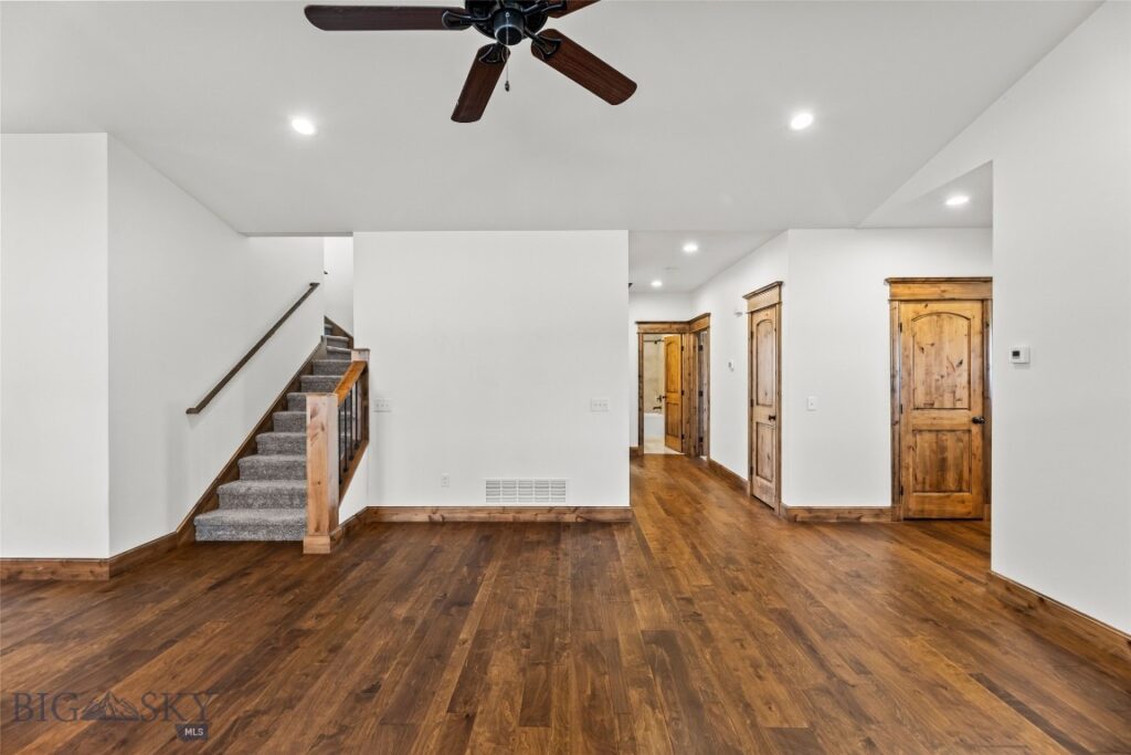 886 Flanders Creek Avenue, Bozeman MT 59718