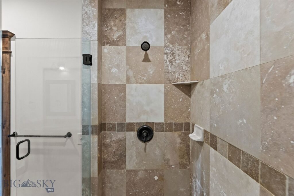 886 Flanders Creek Avenue, Bozeman MT 59718