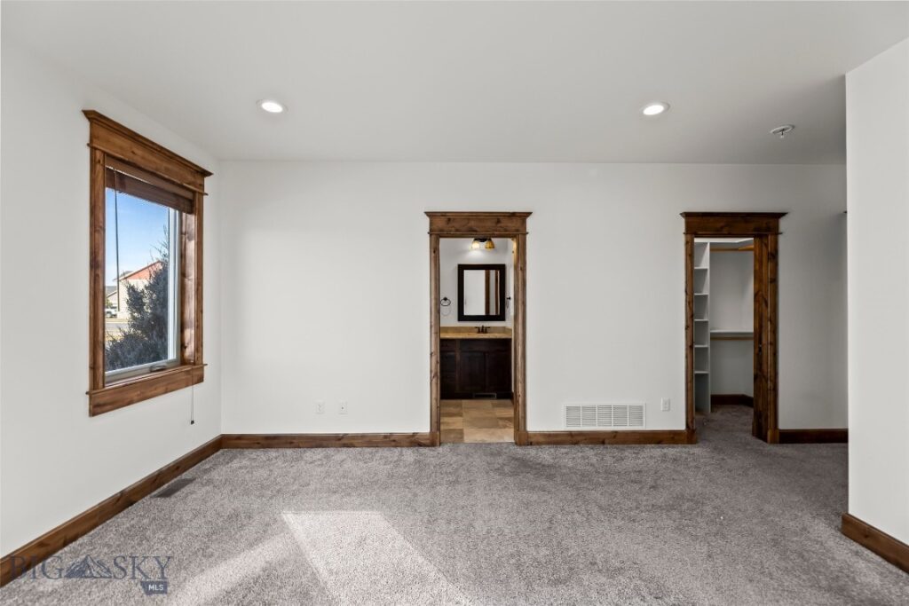 886 Flanders Creek Avenue, Bozeman MT 59718