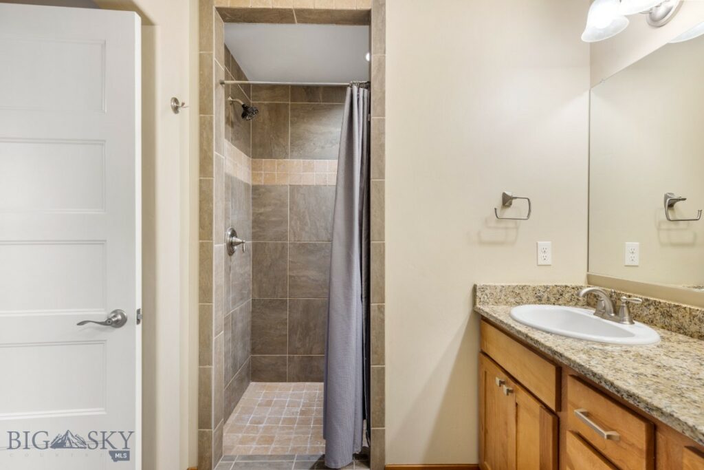 887 Hanson Street, Bozeman MT 59718