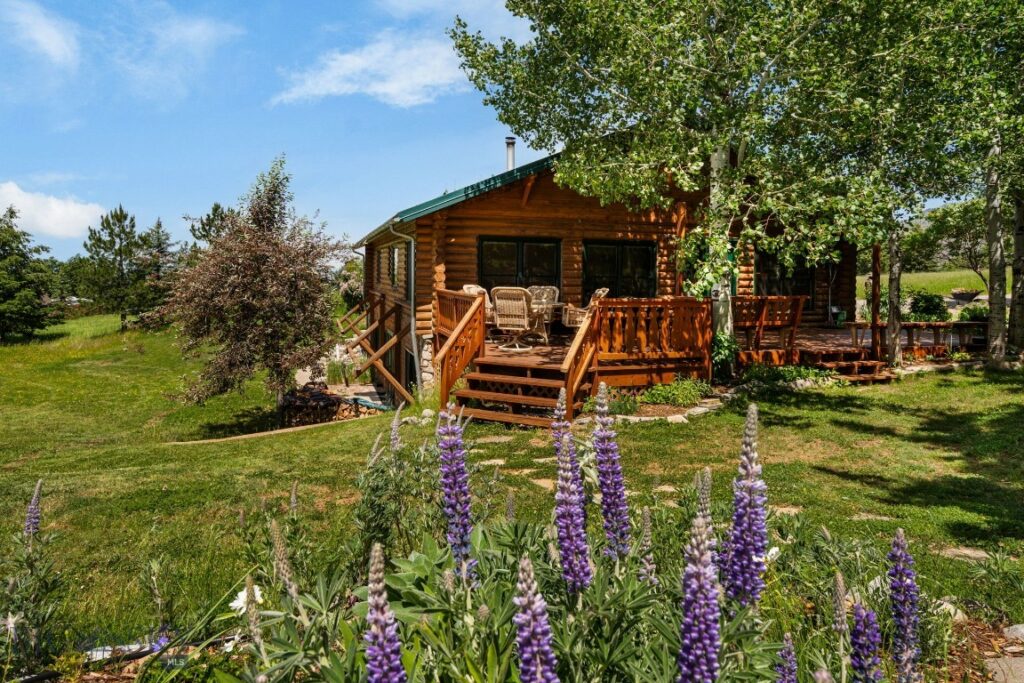 8965 Sandy Creek Lane, Bozeman MT 59715