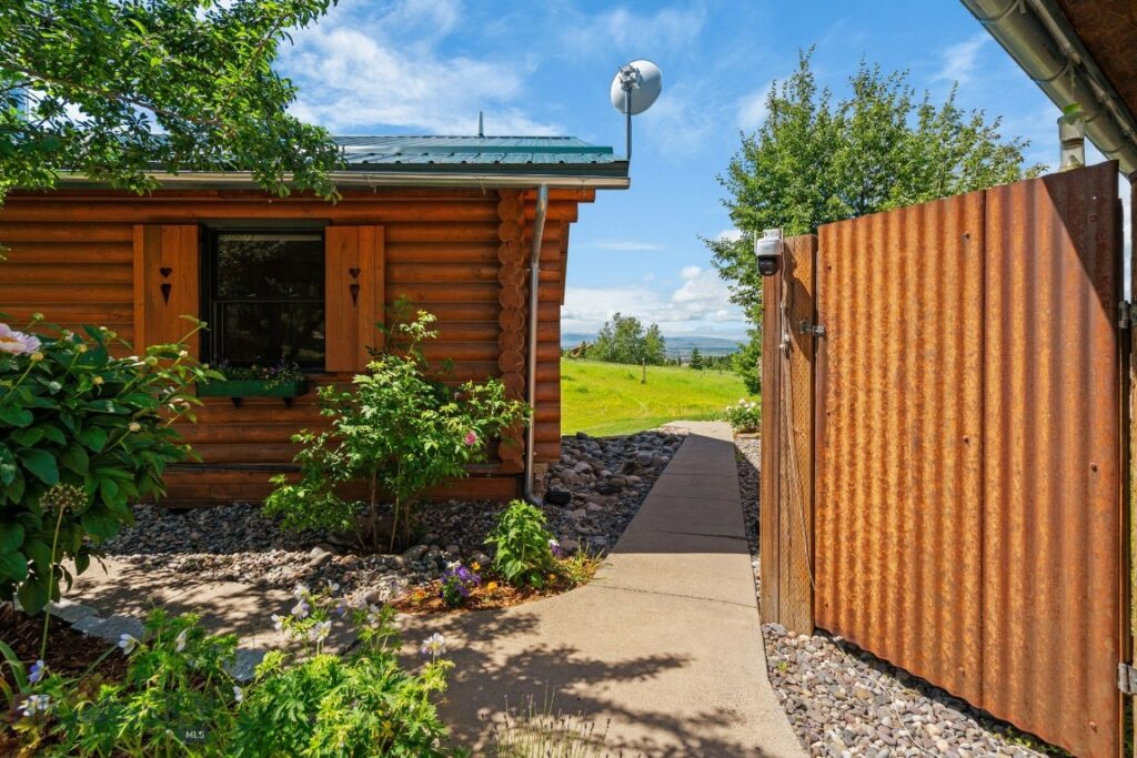 8965 Sandy Creek Lane, Bozeman MT 59715