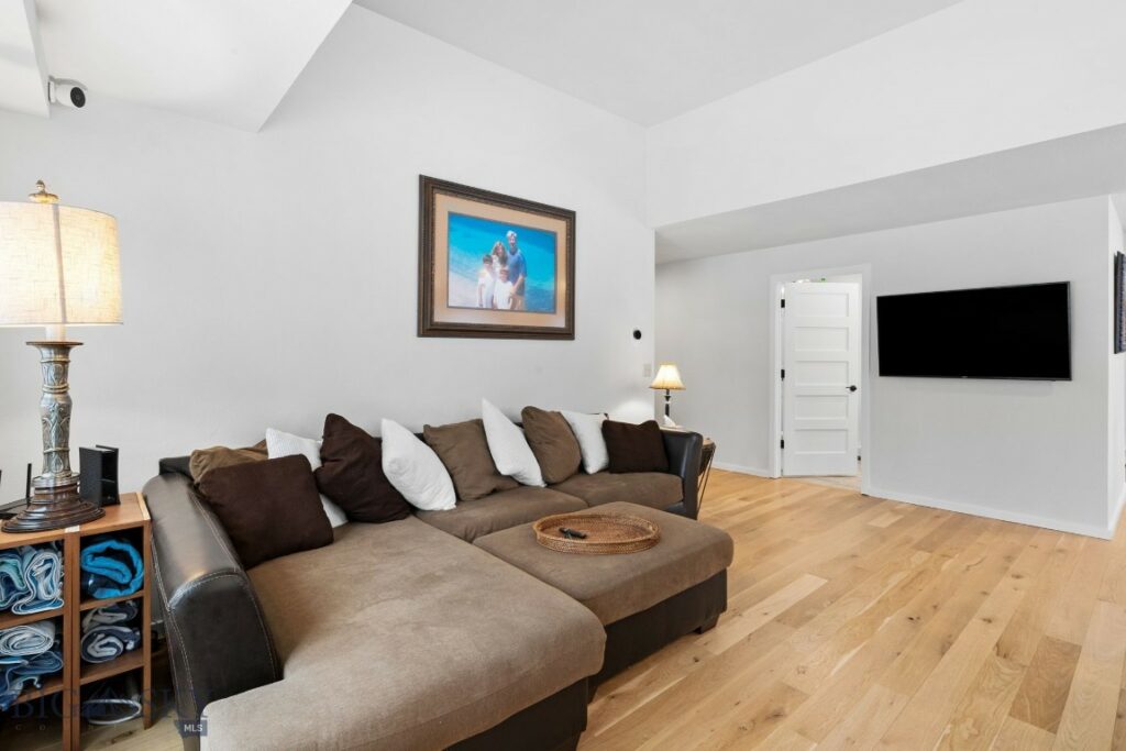 9 Park Plaza Road, Bozeman MT 59715