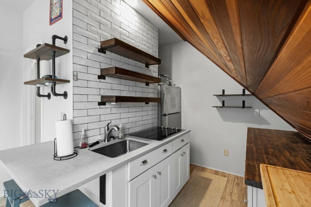 9 Park Plaza Road, Bozeman MT 59715