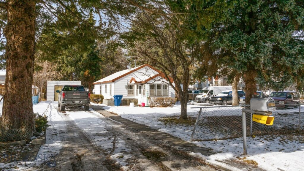 907 N 17th Avenue, Bozeman MT 59715