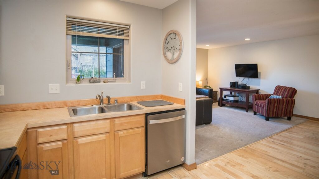 917 N 15th Avenue, Bozeman MT 59715