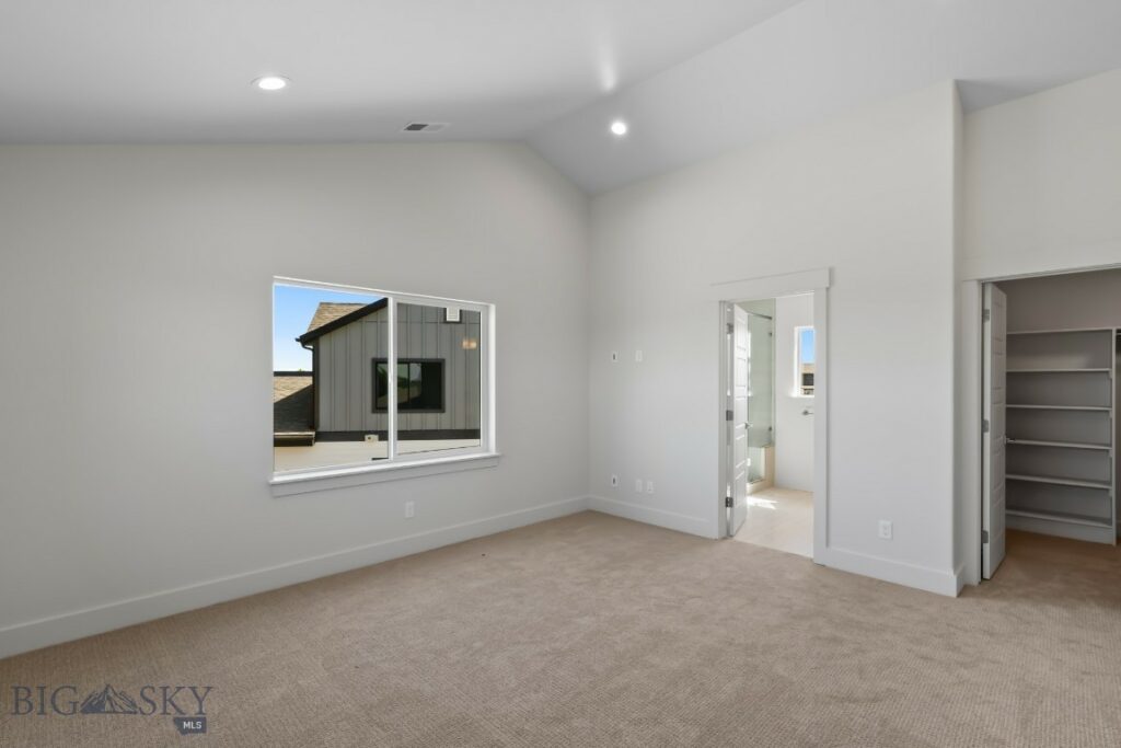 92 Horseshoe Loop, Bozeman MT 59718