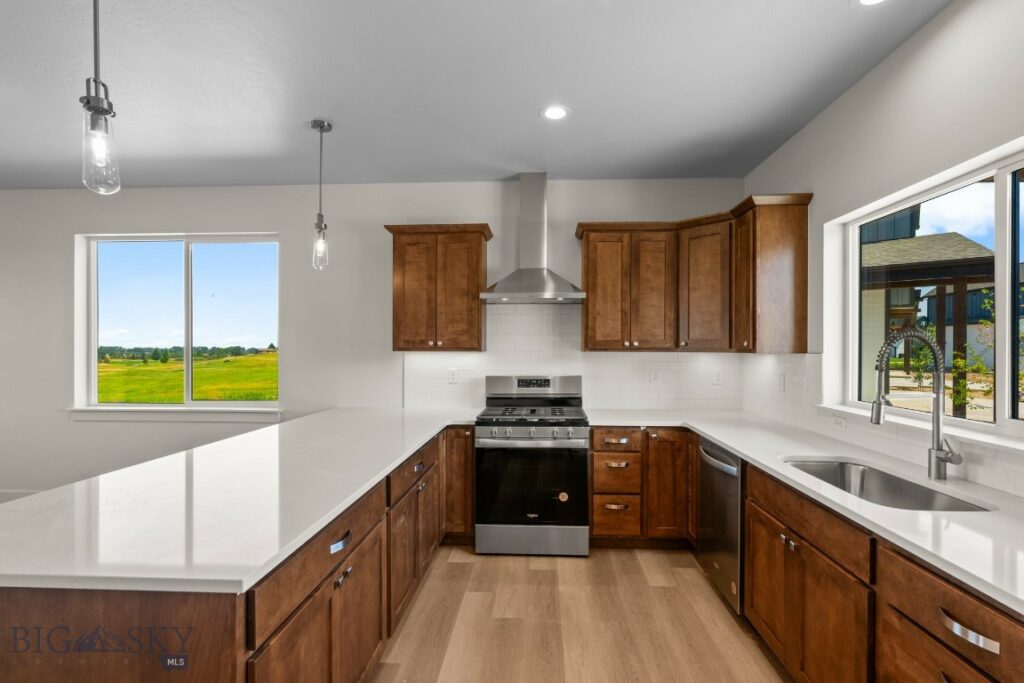 92 Horseshoe Loop, Bozeman MT 59718