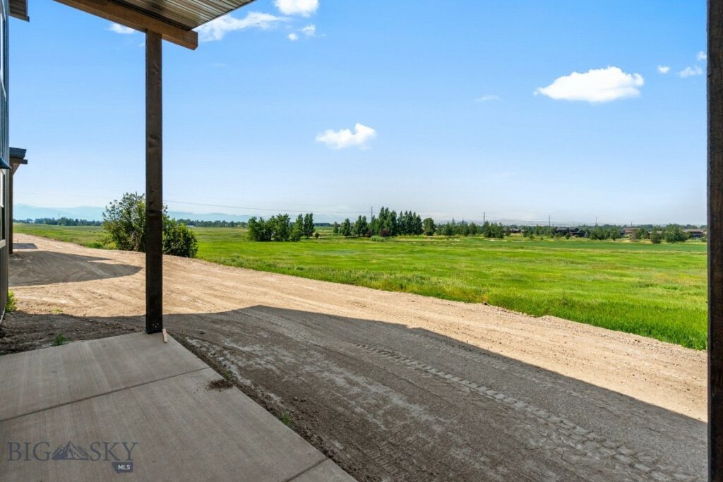 92 Horseshoe Loop, Bozeman MT 59718