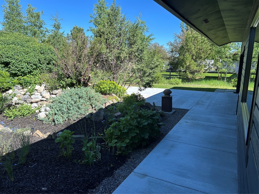 9200 River Road, Bozeman MT 59718