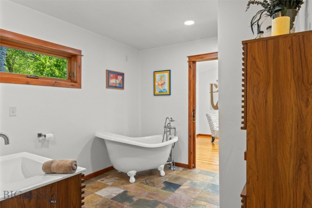 9200 River Road, Bozeman MT 59718