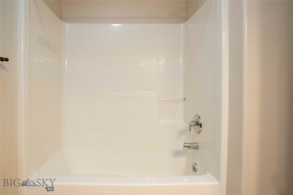 935 Forestglen Drive, Bozeman MT 59718