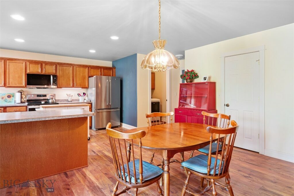 944 Forest Glen Drive, Bozeman MT 59718