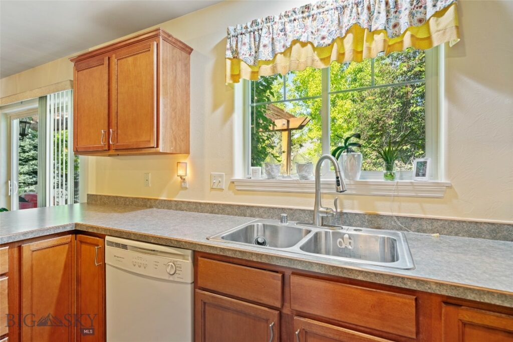 944 Forest Glen Drive, Bozeman MT 59718