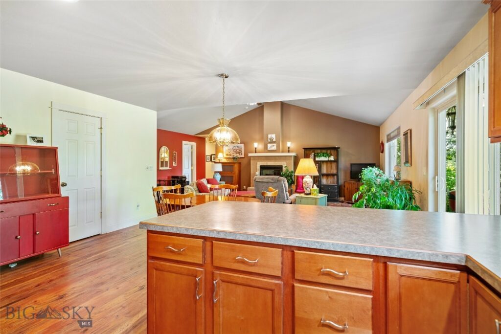 944 Forest Glen Drive, Bozeman MT 59718