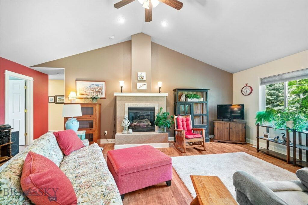 944 Forest Glen Drive, Bozeman MT 59718