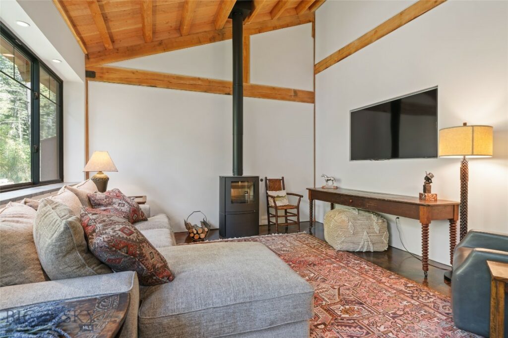 9440 Saddle Mountain Road, Bozeman MT 59715