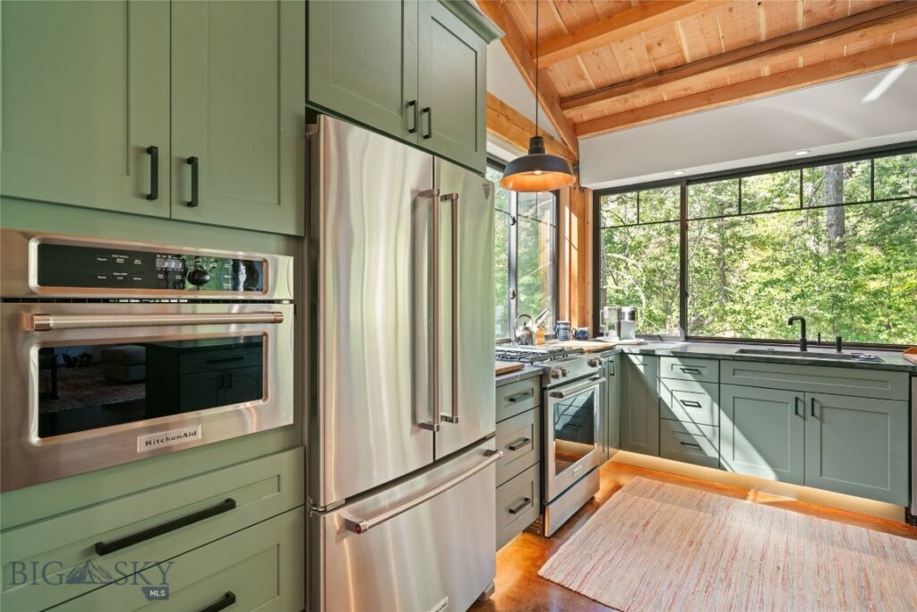 9440 Saddle Mountain Road, Bozeman MT 59715