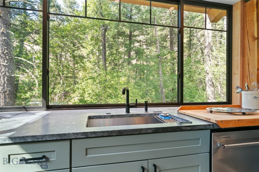 9440 Saddle Mountain Road, Bozeman MT 59715