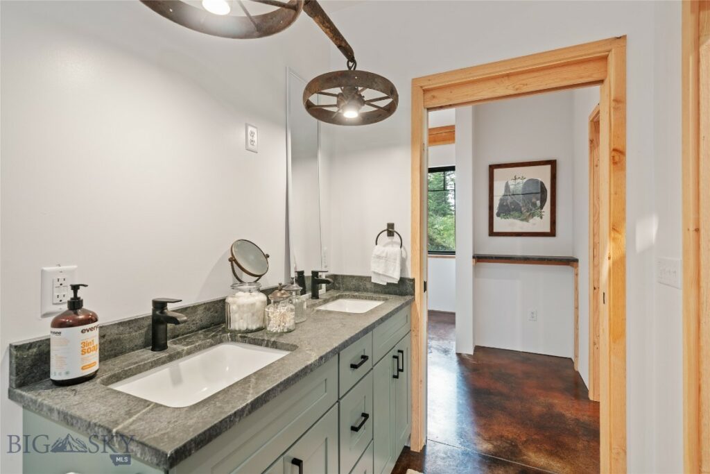 9440 Saddle Mountain Road, Bozeman MT 59715