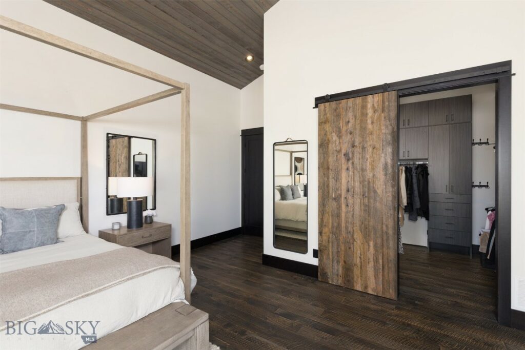 949 Black Bull, Bozeman MT 59718