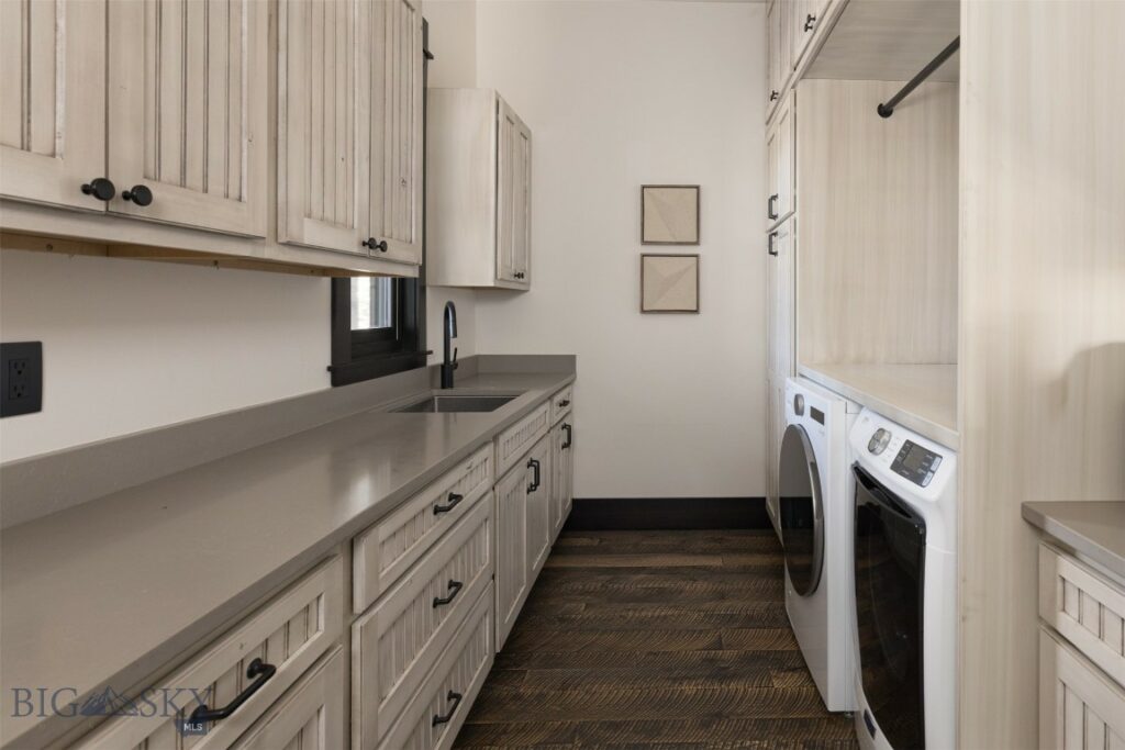 949 Black Bull, Bozeman MT 59718