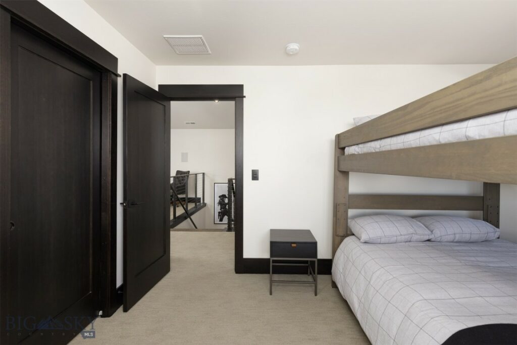 949 Black Bull, Bozeman MT 59718