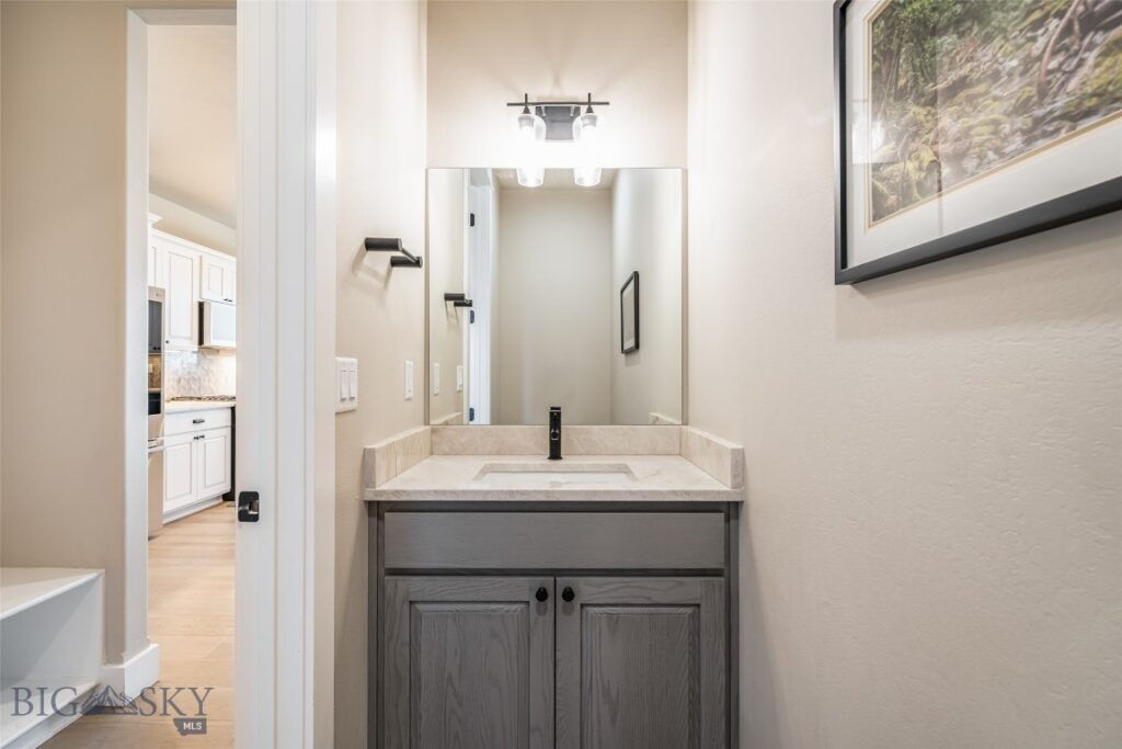 950 White Horse Loop, Bozeman MT 59718
