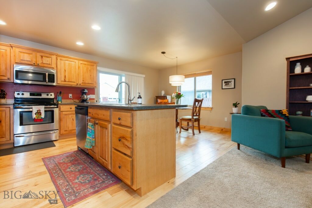 959 Flanders Creek Avenue, Bozeman MT 59718